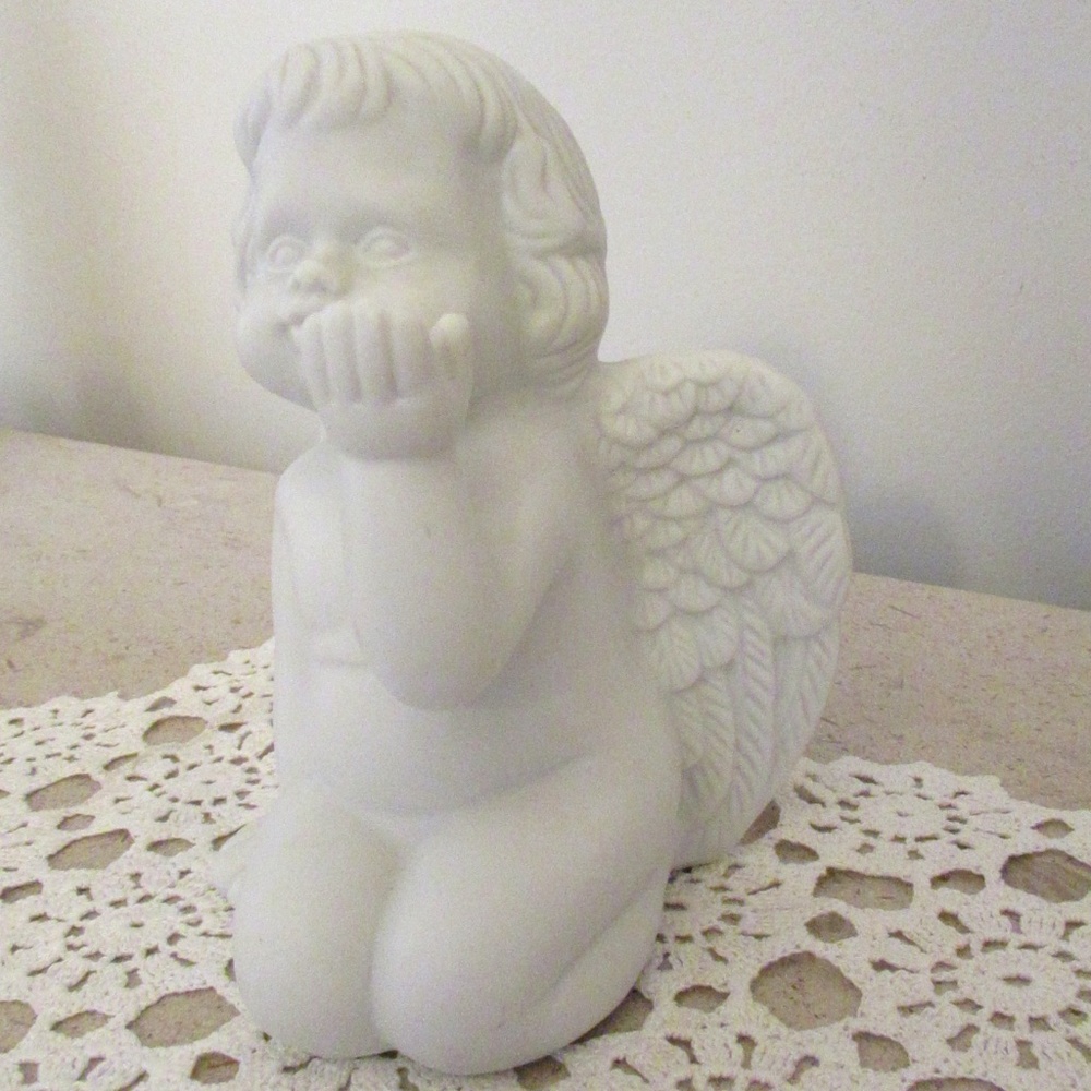 Ceramic kneeling Angel Figurine